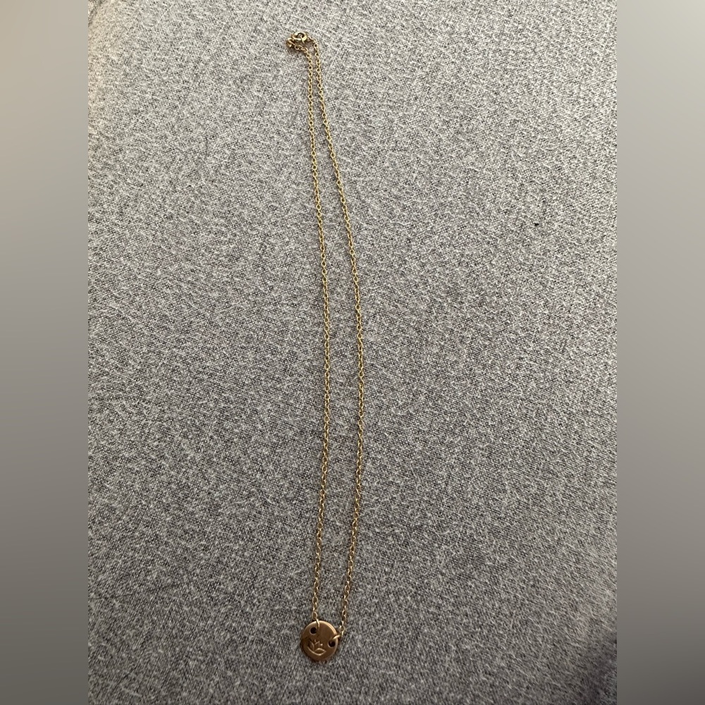 *CHEAP* Lotus Gold Necklace